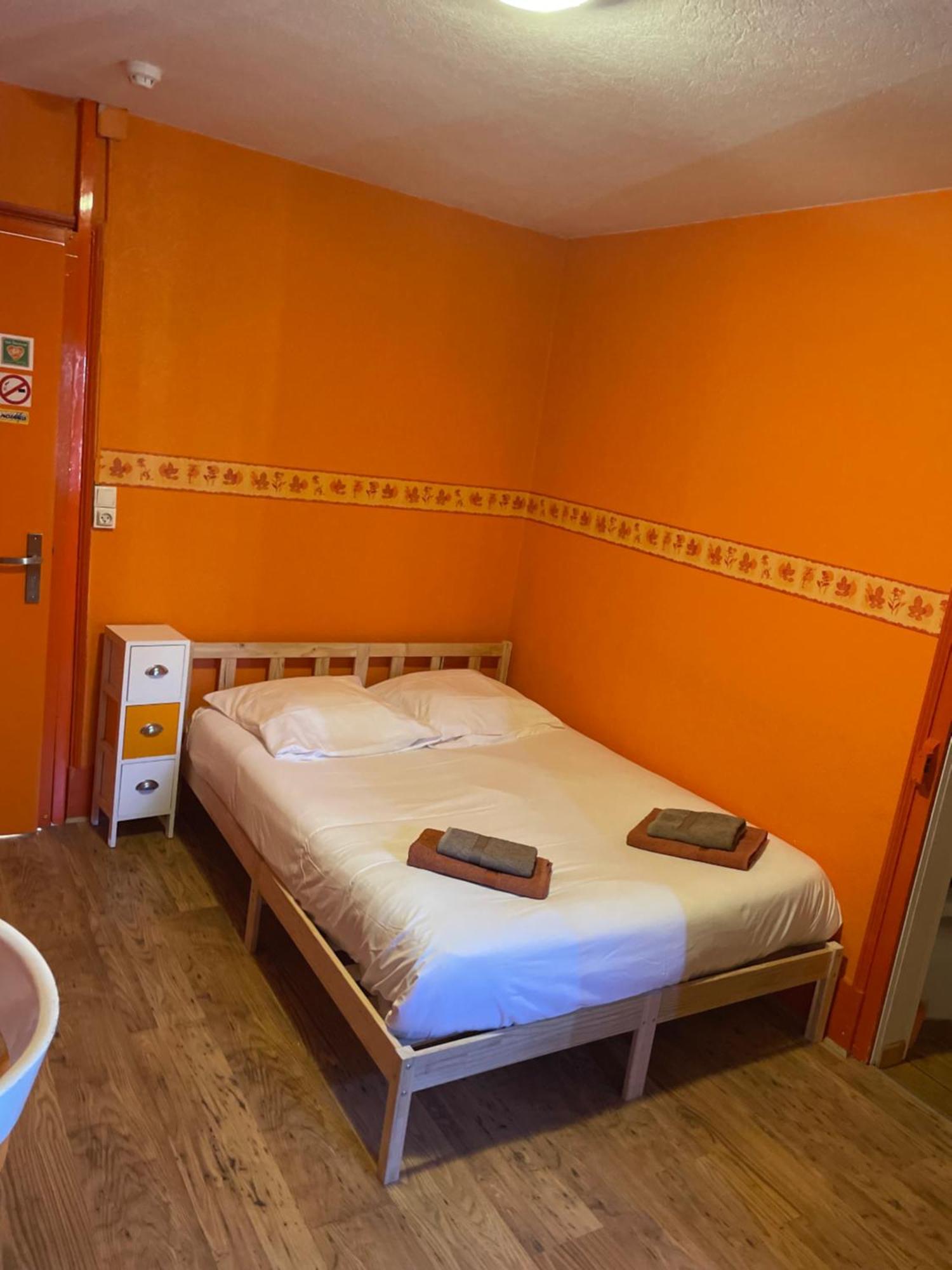 L'Hotel Du Mouton Blanc Fresne-Saint-Mames Екстер'єр фото